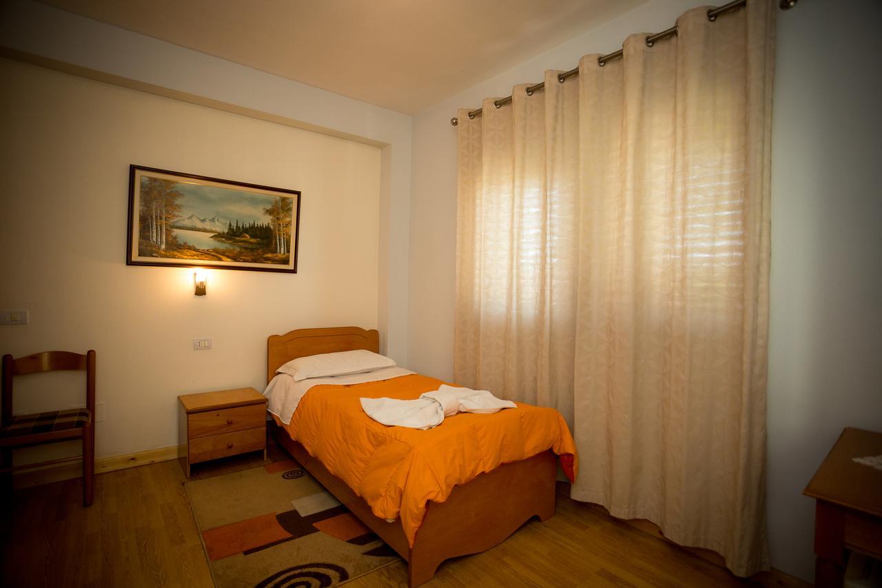 Hotel Kolping Shkodër Buitenkant foto