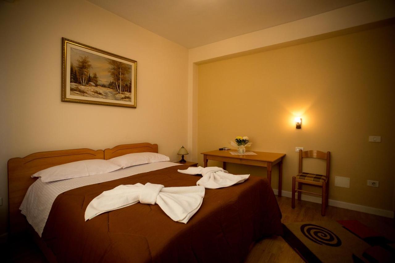 Hotel Kolping Shkodër Buitenkant foto
