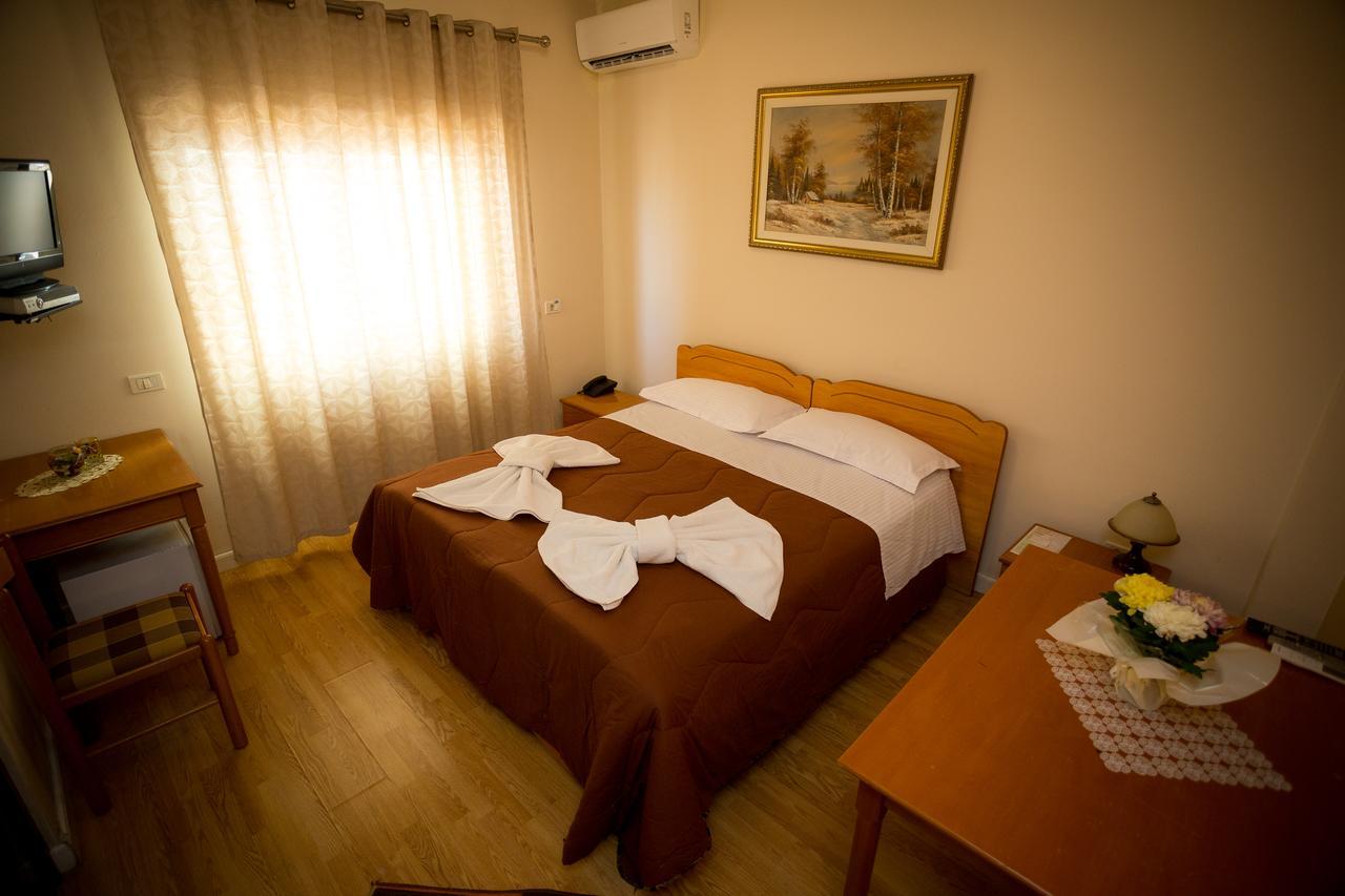 Hotel Kolping Shkodër Buitenkant foto